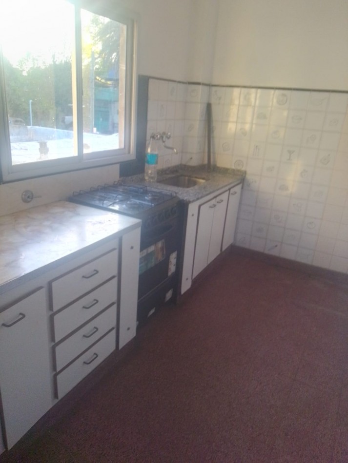DEPARTAMENTO 3 AMB ALQUILA CASTELAR