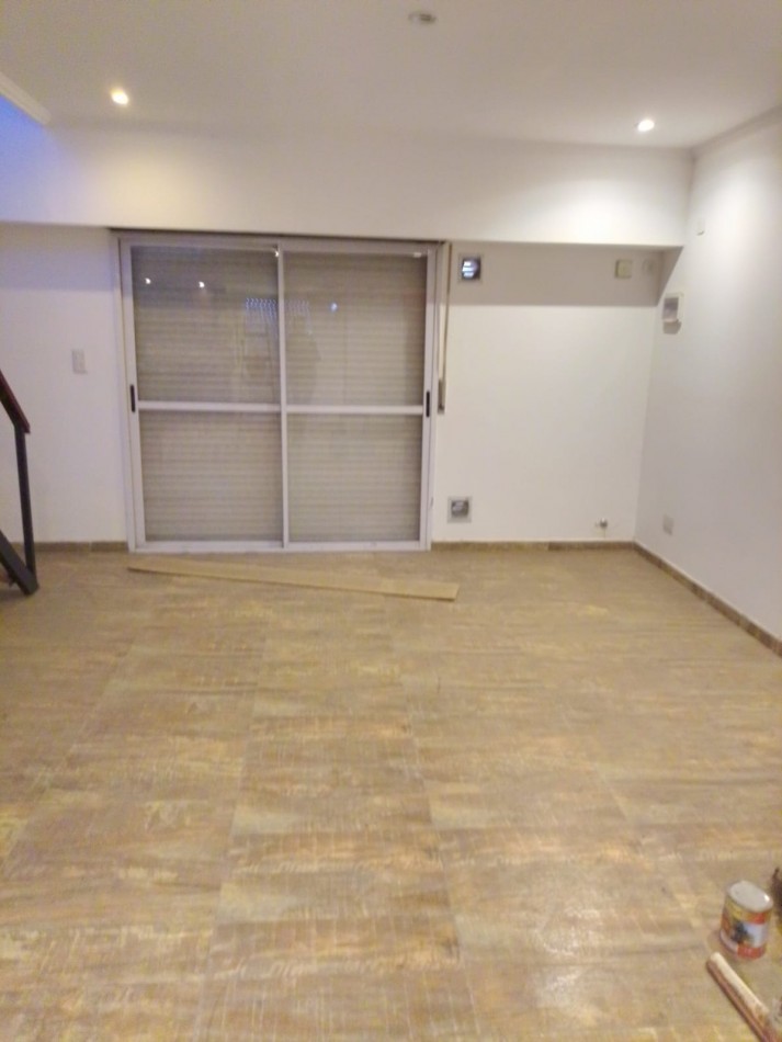 DEPARTAMENTO 2 AMB ALQUILA CASTELAR