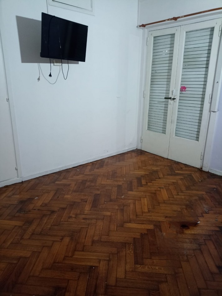 CASA DE 4 AMB ALQUILA CASTELAR 