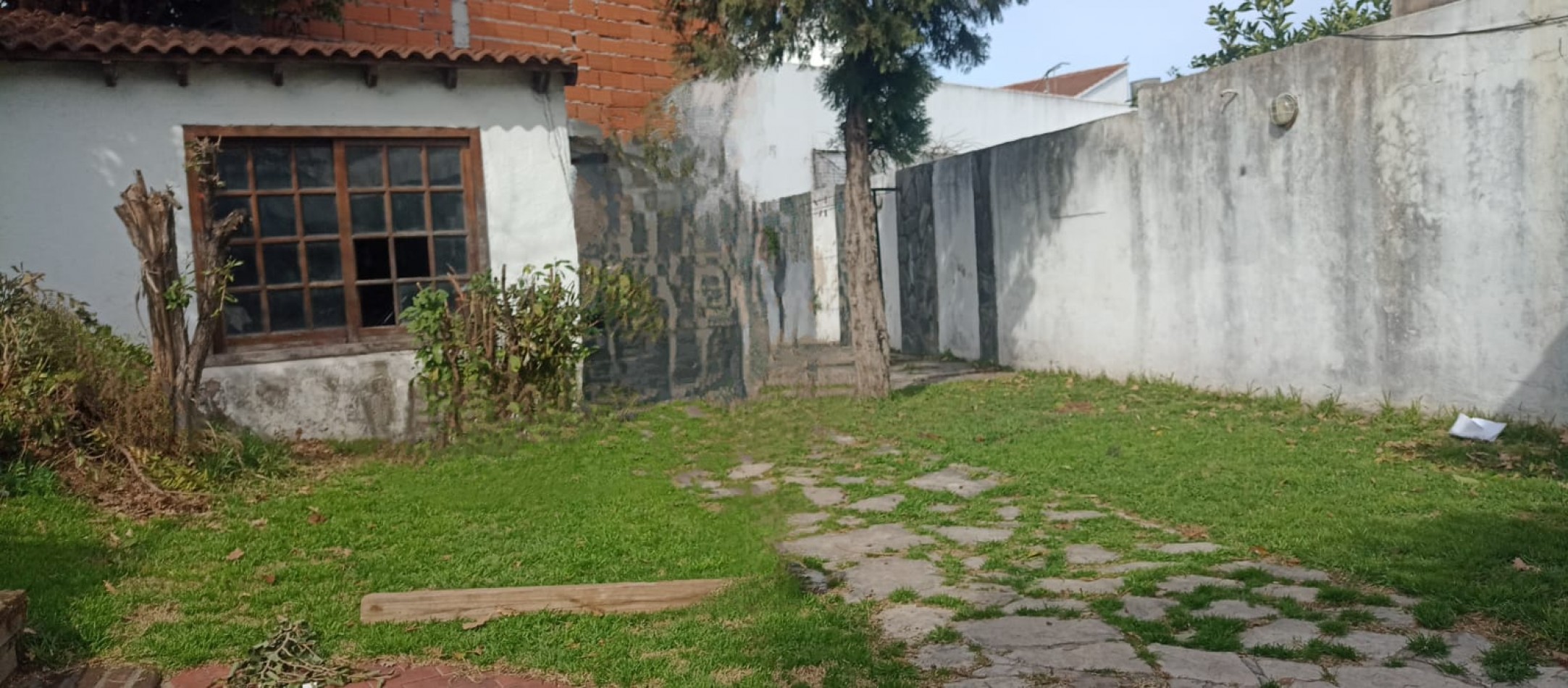 CASA DE 4 AMB ALQUILA CASTELAR 