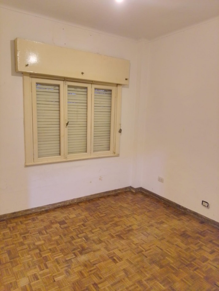 Casa al Fte. en PH 3 Amb. Alquila Castelar