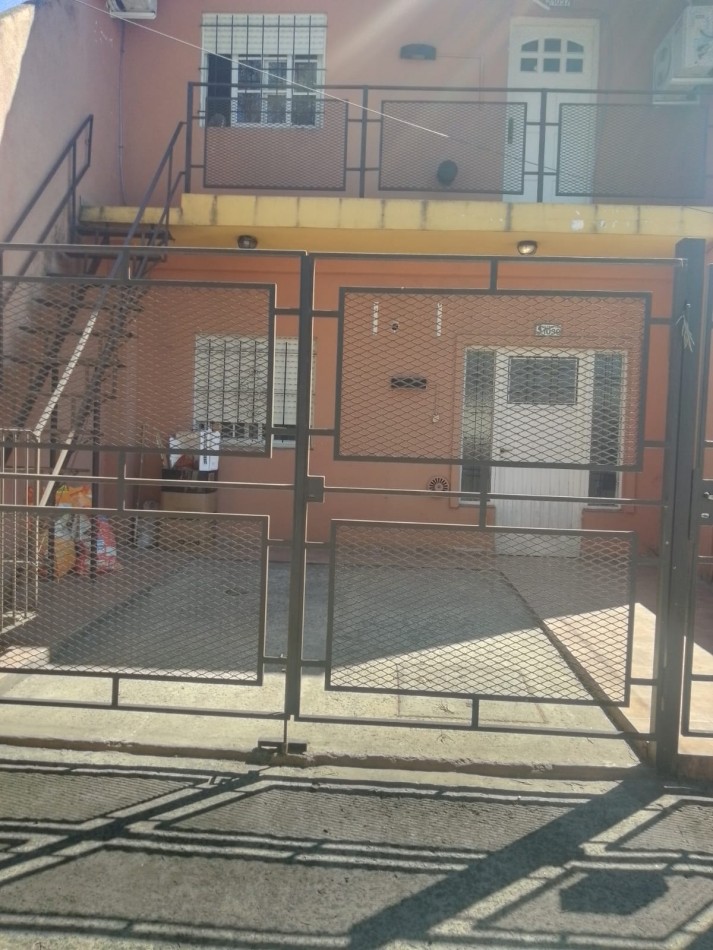 PH PB AL FRENTE 3 AMB CASTELAR ALQUILA 