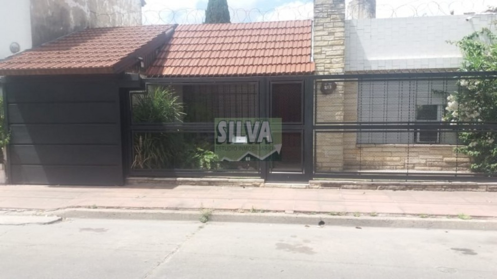 CASA 3 AMB VENTA CASTELAR