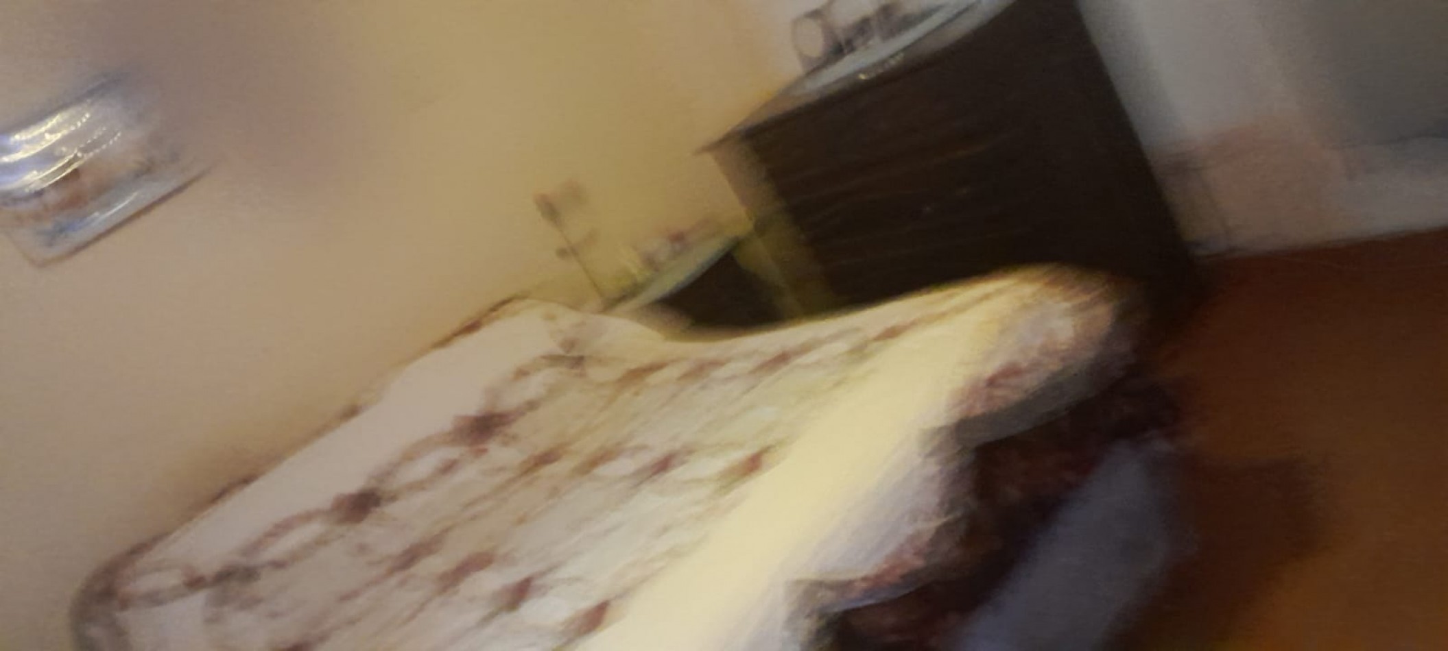 CASA AMERICANA  3 AMB VENDE CASTELAR