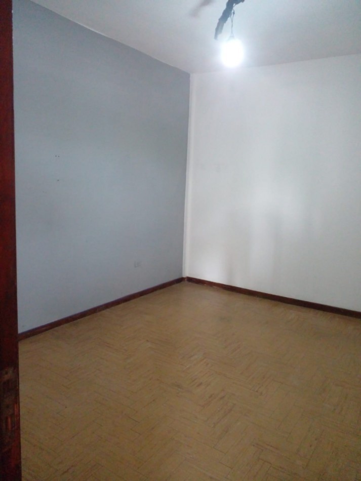 DEPARTAMENTO 3 AMB ALQUILA CASTELAR