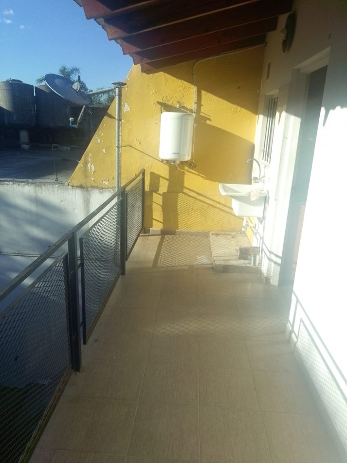 PH AL FTE. 3 AMB ALQUILA CASTELAR