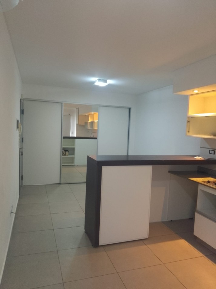 MONOAMBIENTE ALQUILA MORON