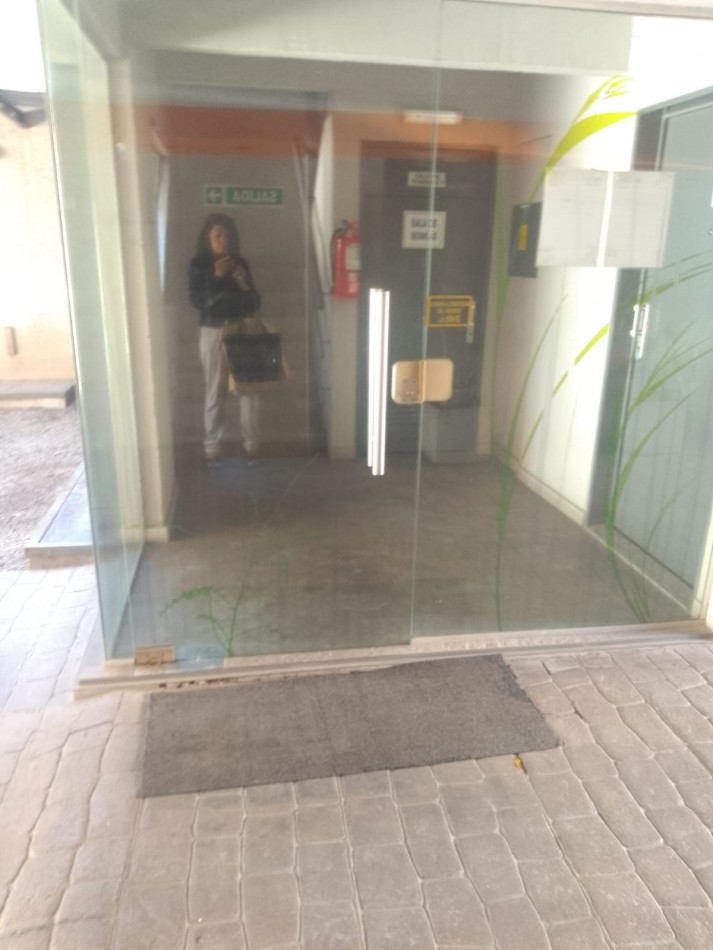 MONOAMBIENTE ALQUILA MORON