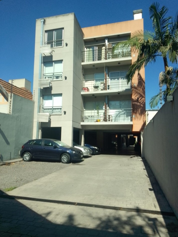 MONOAMBIENTE ALQUILA MORON