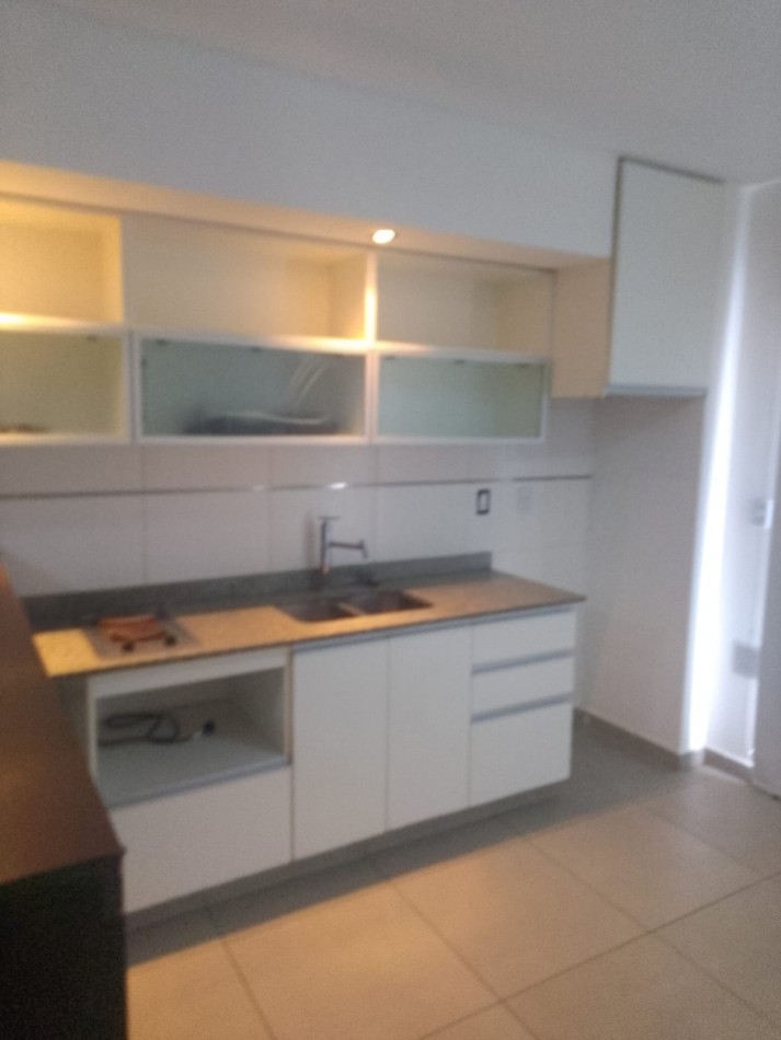 MONOAMBIENTE ALQUILA MORON