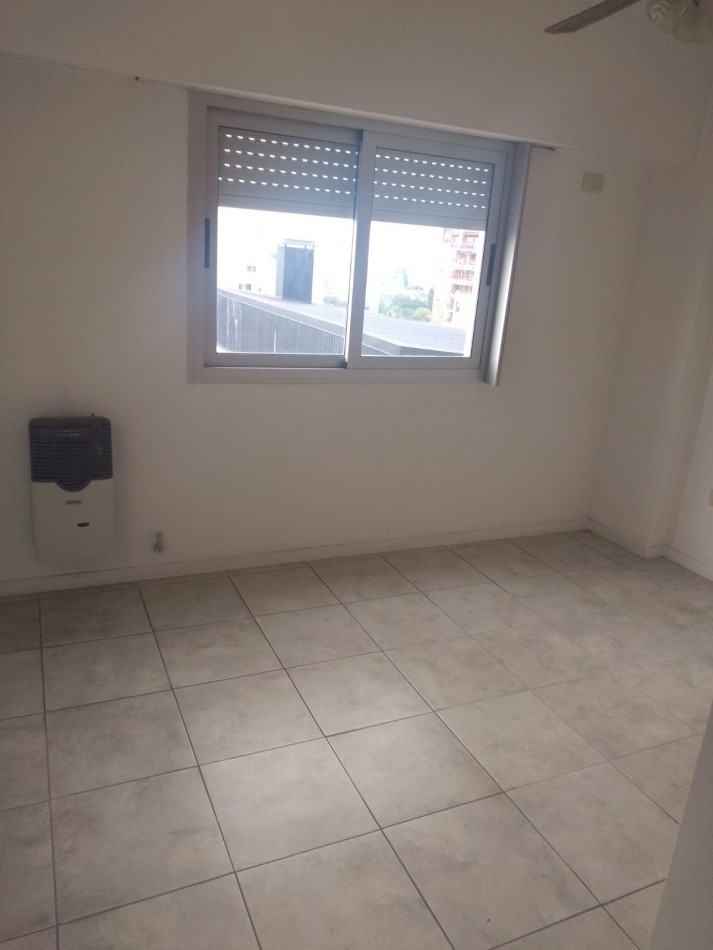 DEPARTAMENTO 2 AMB. ALQUILA MORON