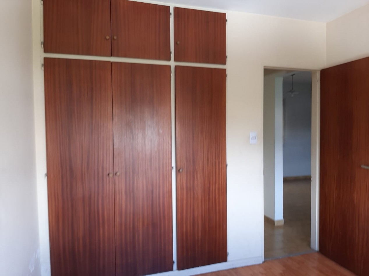 DEPARTAMENTO 2 AMB CFTE MORON ALQUILA