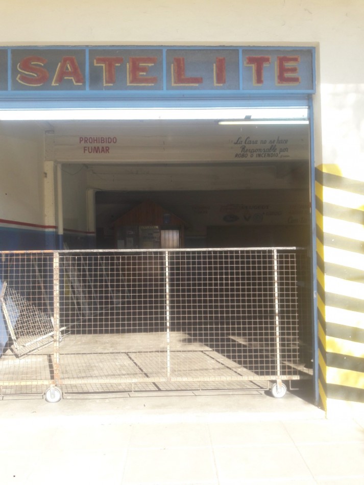 LOCAL COMERCIAL EN AV. ALQUILA CASTELAR