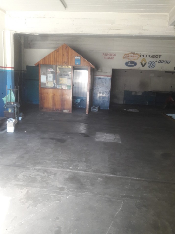 LOCAL COMERCIAL EN AV. ALQUILA CASTELAR