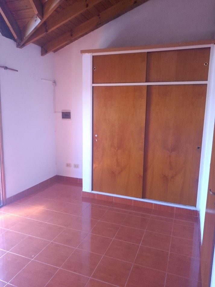 DEPARTAMENTO DE 2 AMB C/BALCON FTE ALQUILA MORON