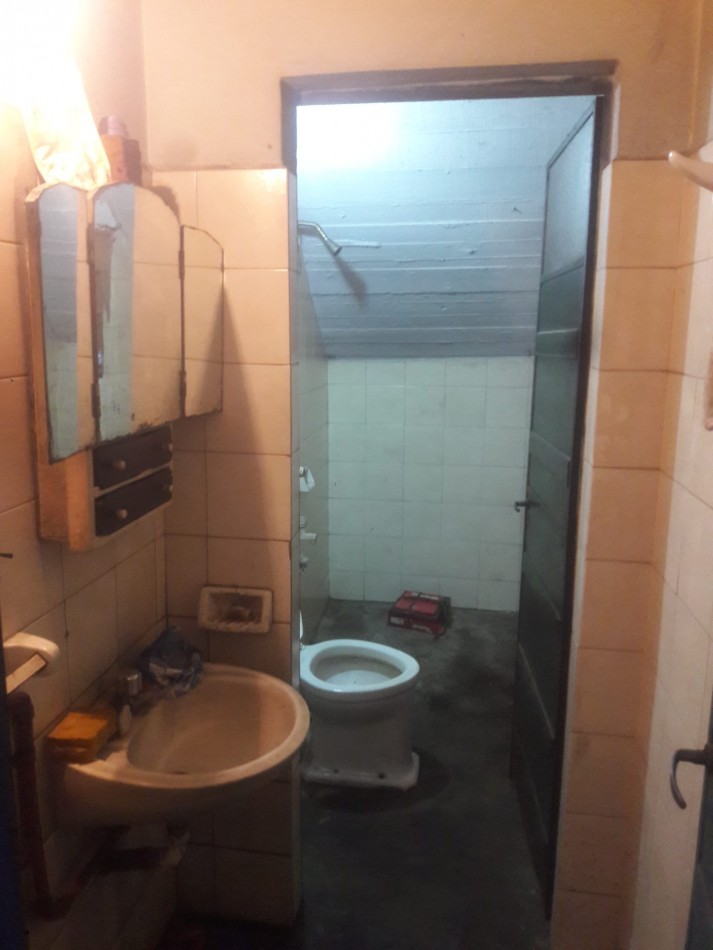 LOCAL COMERCIAL ALQUILA CASTELAR
