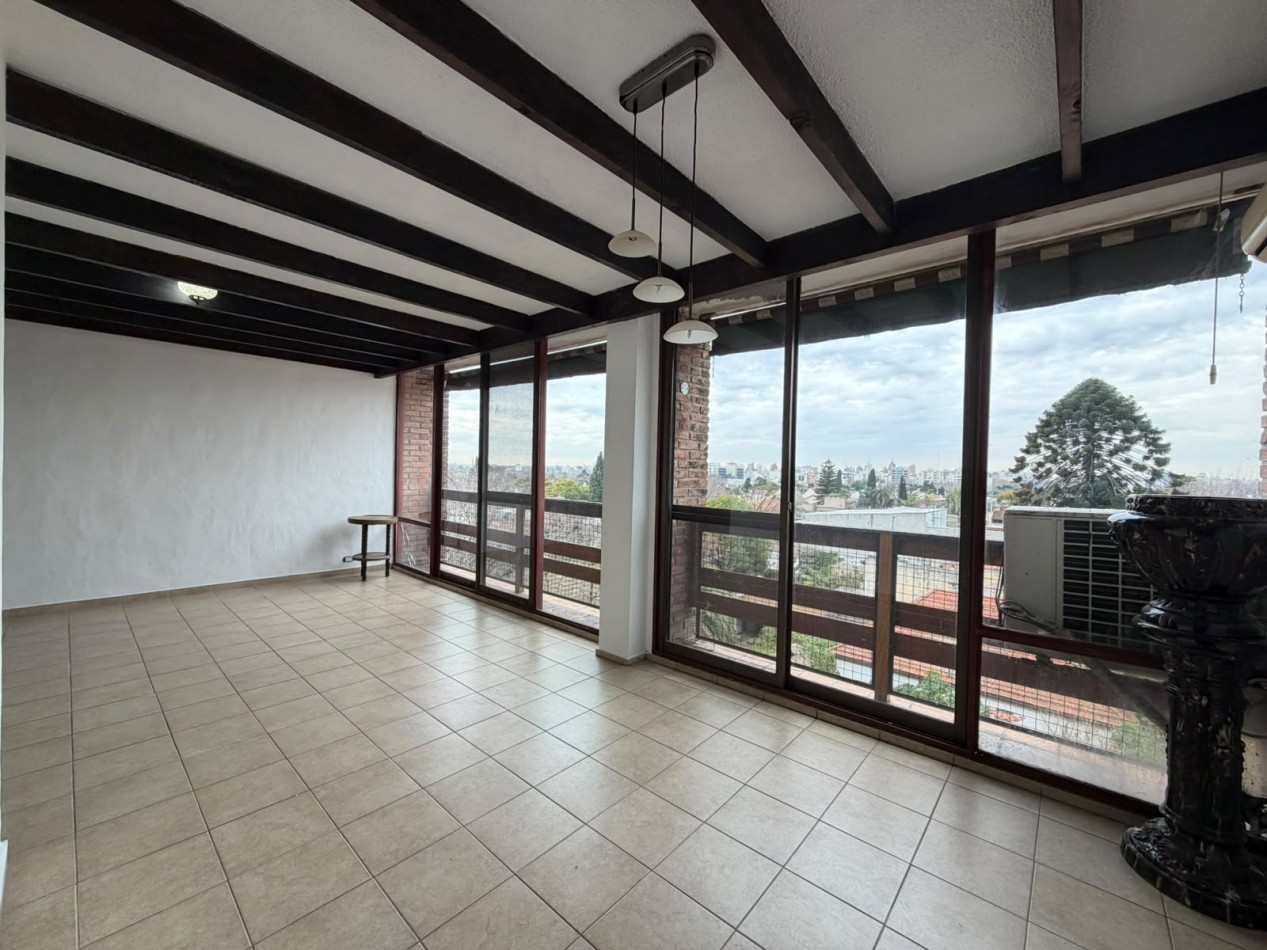 DEPARTAMENTO 3 AMB VENDE CASTELAR 