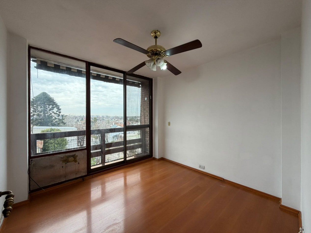 DEPARTAMENTO 3 AMB VENDE CASTELAR 