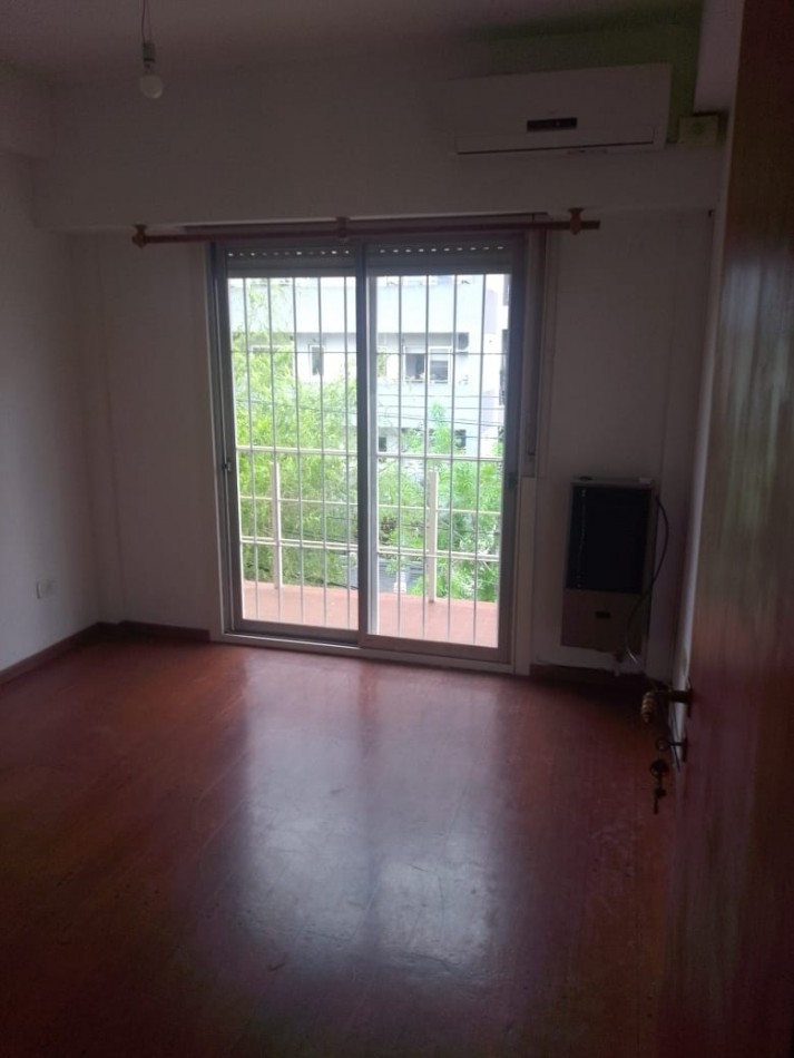 Departamento 3 amb Alquila Castelar