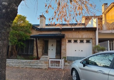 CASA DE 4 AMB ALQUILA CASTELAR 