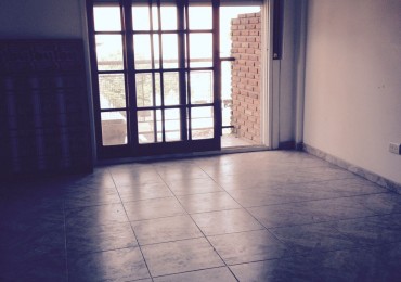 MONOAMBIENTE 1 1/2  ALQUILA CASTELAR 